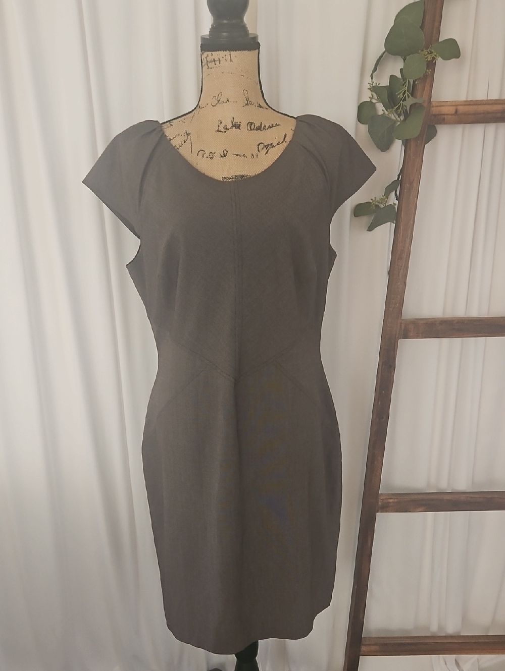 Size 12 Calvin Klein Brown Cap-Sleeve Sheath Midi Dress